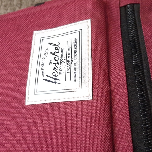 Herschel Backpack - Picture 2 of 6